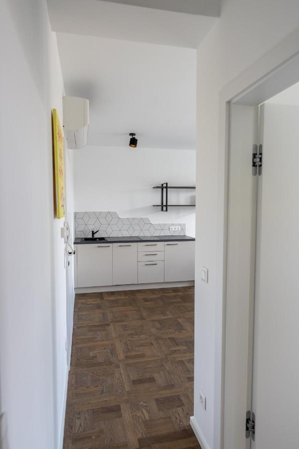 On 6 Rust Apartment Bagian luar foto