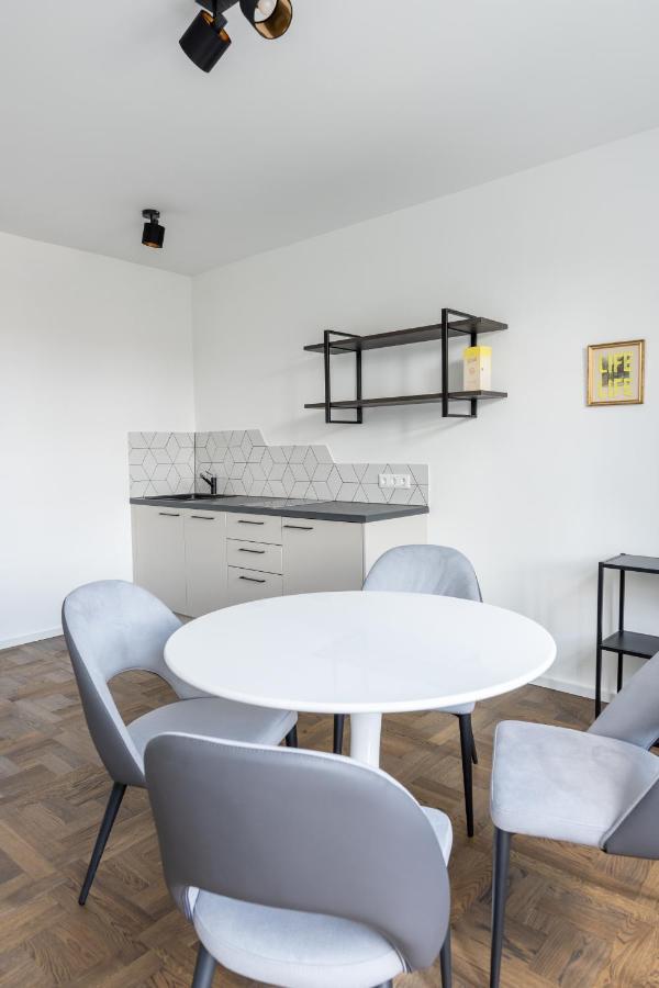 On 6 Rust Apartment Bagian luar foto
